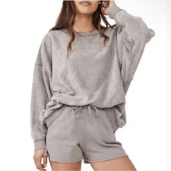Free People NWT Intimately Kelly Crewneck Sweatshirt Gray Women’s Size Small - Picture 1 of 10